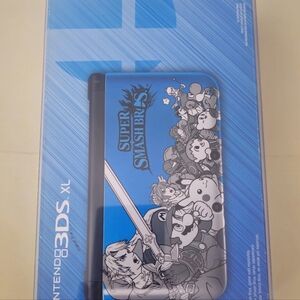 Nintendo 3ds XL Super Smash Bros Edition